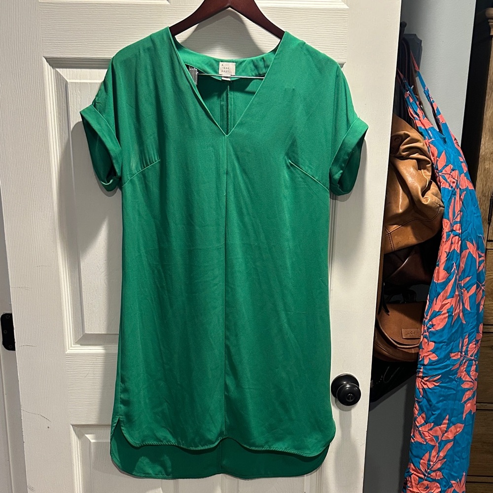 a new day Emerald V-Neck Tunic dress